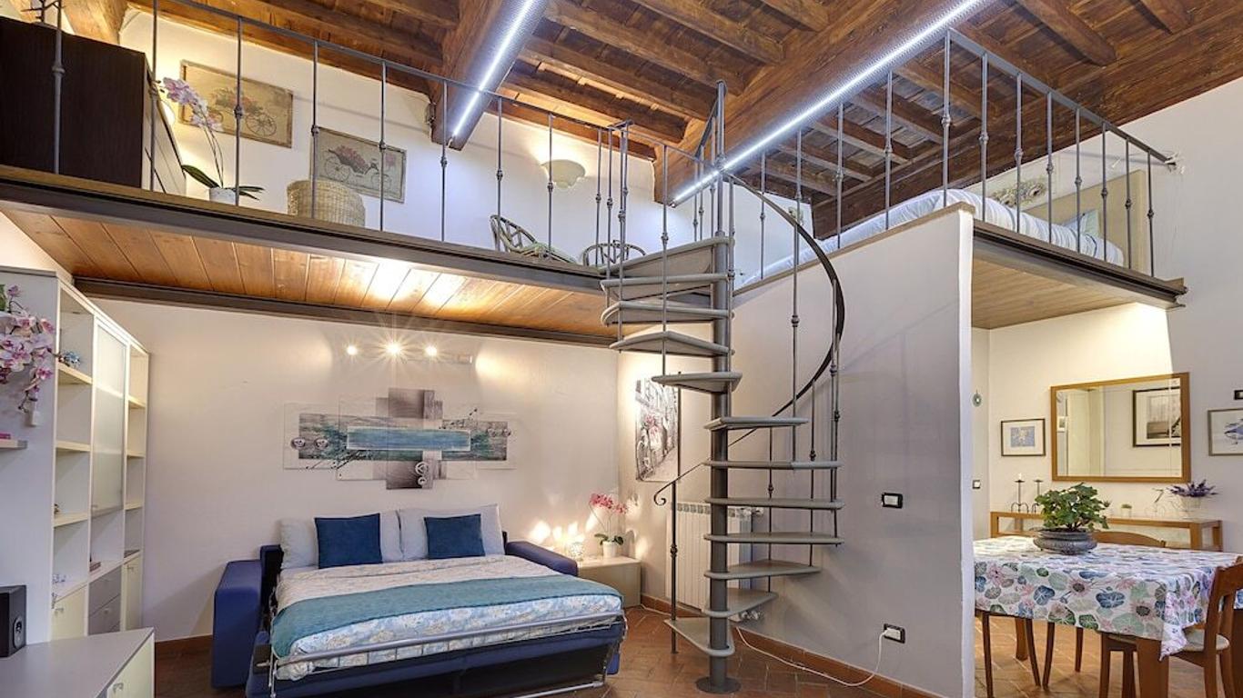 Pitti Apartment