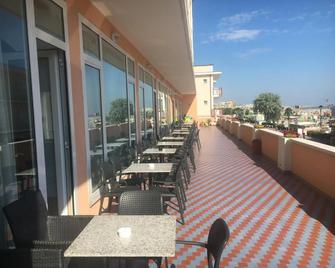 Hotel Alexander Resort - Rimini - Balcon