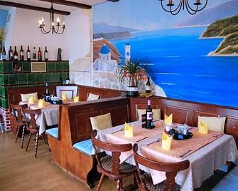 Gasthaus Zum Löwen - Restaurant Akropolis - Hausach - Restaurante