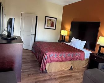 Executive Inn & Suites - Pittsburg