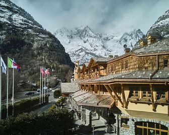 iH Hotels Courmayeur Mont Blanc - Courmayeur - Bina