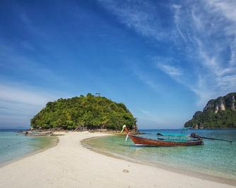 Diamond Place Hotel - Bãi biển Aonang - Bãi biển