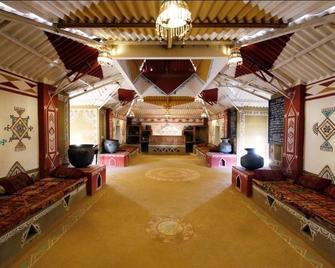 Chokhi Dhani Desert Camp - Sām - Lobby