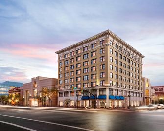 Hampton Inn and Suites Ogden - Ogden - Gebäude