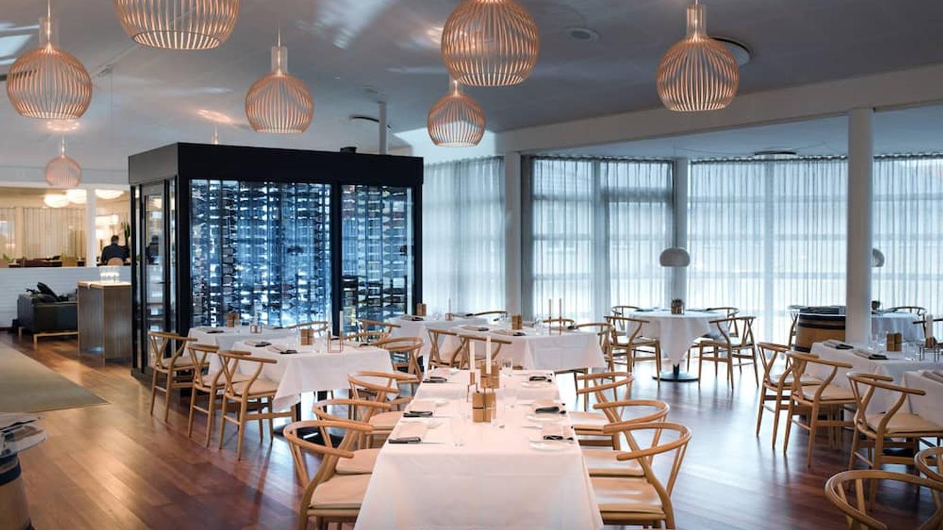 كولور هوتل سكاجين