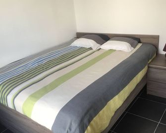 Apartment Schöne T3 Mit Südterrasse by Interhome - Montpellier - Bedroom