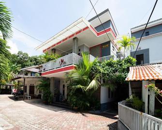 KoolKost Syariah near Lapangan Merdeka Balikpapan - Balikpapan - Edificio