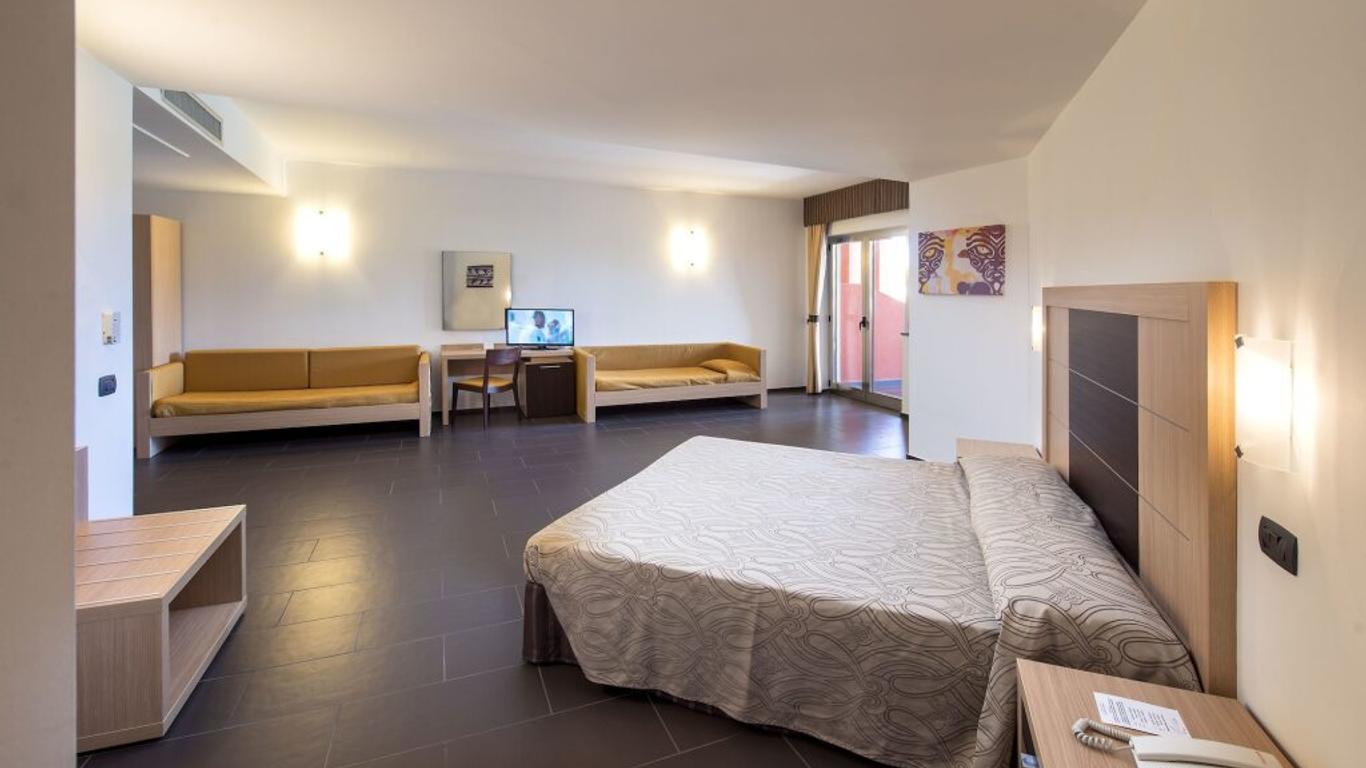 فوي بايا دي تينداري ريزورت