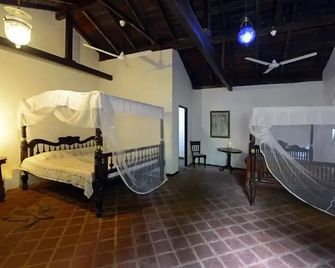 Secret Garden Villa - Unawatuna - אונוואטונה - חדר שינה