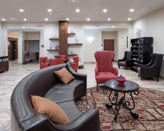 Home Away Suites - Enid
