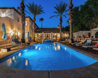 Luxe 7bdr Oasis W Pool Putting Green Game Room Villa Del Gallo by Avantstay - Bermuda Dunes - Pool
