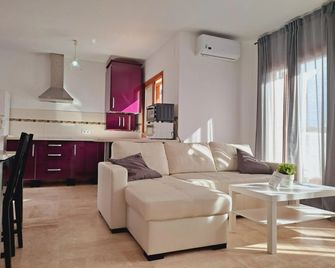 Apartamentos La Carrajolilla - Chiclana de la Frontera - Sala de estar