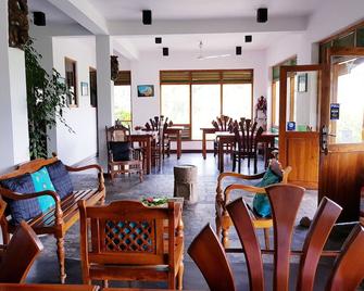 Lakshmis Hotel Ella - Ella - Restaurant