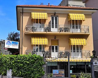 Villa La Lanterna - Pietra Ligure - Edificio