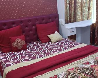 Hidden Gem Of Ulwe - Navi Mumbai - Bedroom
