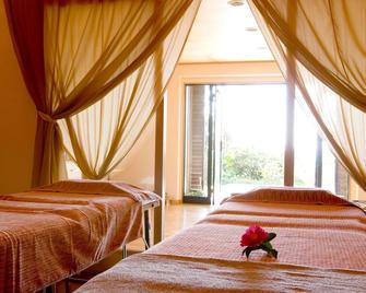 Mashio Hotel & Resort - Izu Ōshima - Bedroom