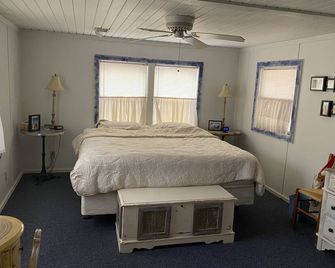 Little Cabin in Warsaw - Warsaw - Bedroom