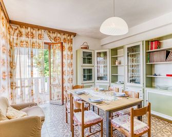 Casa Arno 500m from beach - Happy Rentals - Massa - Essbereich