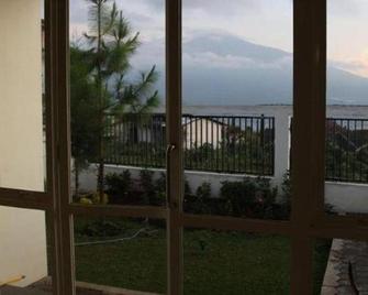 Bhagaskara Villa - Batu - Balcon