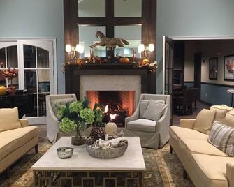 Beautiful Townhouse, end unit, at The Peninsula Resort - Millsboro - Sala de estar