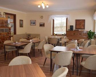 Superior Double Room, Shower, Toilet - Pension Lachmann - Königstein - Restaurant