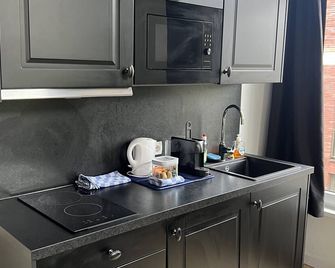 Rotterdam Inn - רוטרדם - מטבח