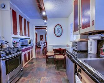 Vacation Home Offering Country Setting. Weddings not allowed. - Ann Arbor - Cuisine
