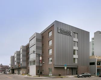 Staybridge Suites Des Moines Downtown - Des Moines - Rakennus