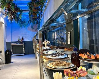 Hotel Palmas Executivo - Balneario Camboriu - Buffet