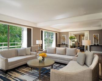 Mövenpick Bdms Wellness Resort Bangkok - Bangkok - Living room