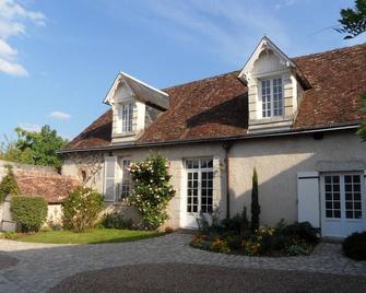Character cottage rental in the Valley of the Loire castles - Huisseau-sur-Cosson - Edificio