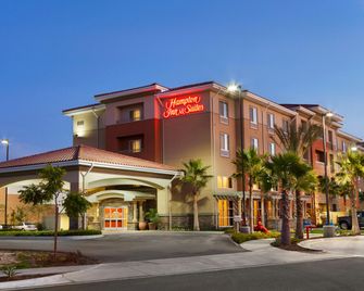 Hampton Inn & Suites San Bernardino - San Bernardino - Bygning
