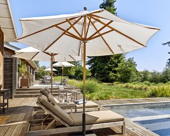 Luxury Villa with Outdoor Pool in Sebastopol, California - Sebastopol - Patio