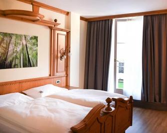 Hotel Comfort Erica Dolomiti Val d'Adige - Trodena - Camera da letto