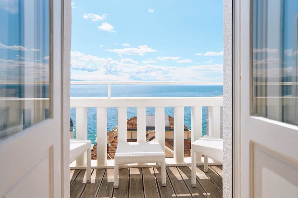 Astoria Hotel Opatija - אופטייה - מרפסת