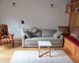 Village house with character - La Grave - Sala de estar