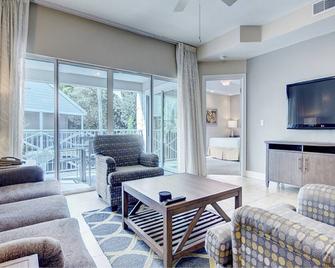 Summer Bay Orlando by Exploria Resorts - Clermont - Living room