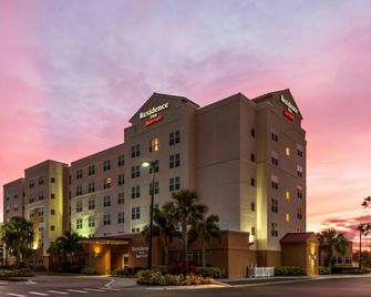 Residence Inn by Marriott Orlando Airport - Orlando - Edifício