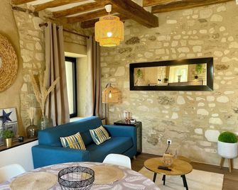 Domaine des Varennes - Louresse-Rochemenier - Huiskamer