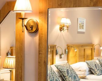 Brown Trout Golf & Country Inn - Coleraine - Camera da letto
