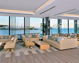 ميليا كوستا ديل سول - توريمولينوس - ردهة