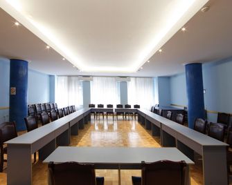 Hotel Majestic - Belgrado - Sala de reuniones