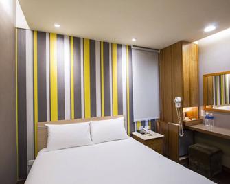 Vip Hotel - Taipei City - Bedroom