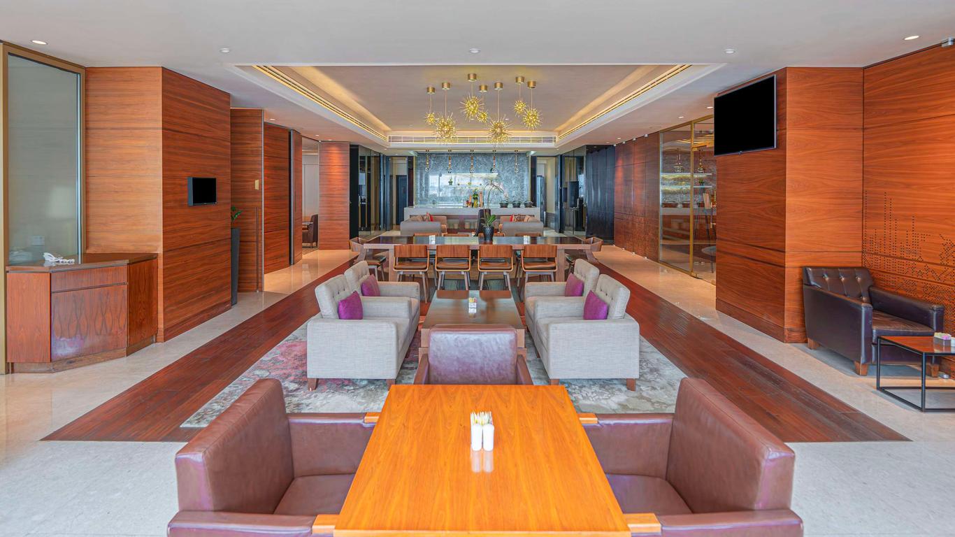 فندق حياة ريجنسي دبي