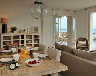 Port Rive Gauche - Marseillan - Dining room