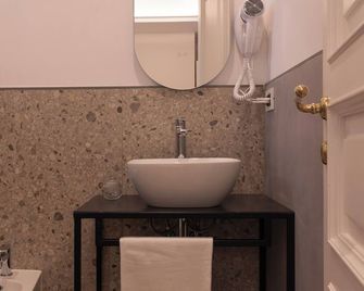 Tiburtina 86 Luxury Suites - Roma