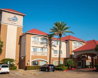 Kemah Edgewater Hotel, SureStay Collection by Best Western - Seabrook - Gebäude