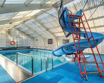 Tasman Holiday Parks - Christchurch - Christchurch - Pool