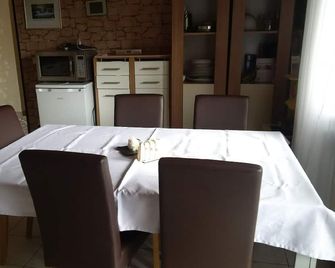 Haus Bergrose - Schotten - Sala pranzo