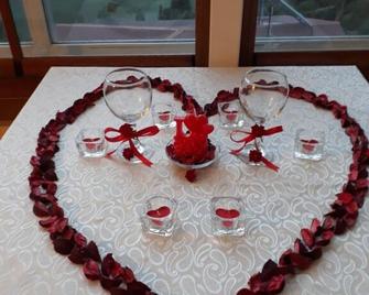 Bozkurt Hotel - Erzincan - Zimmerausstattung